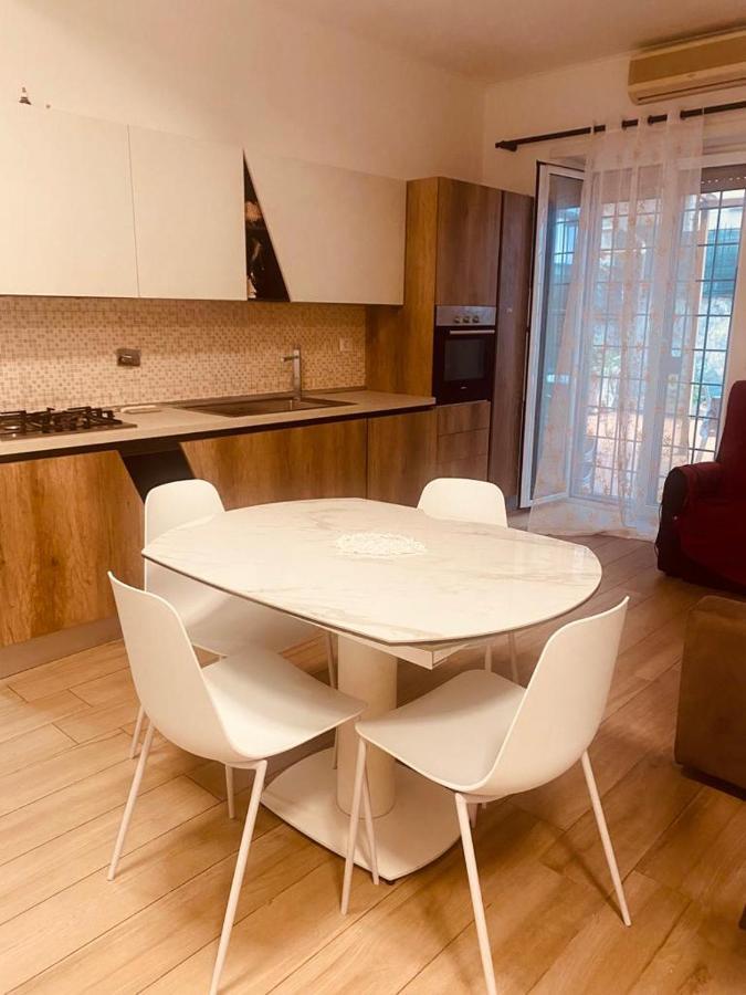 Apartament Large Garden Rzym Zewnętrze zdjęcie