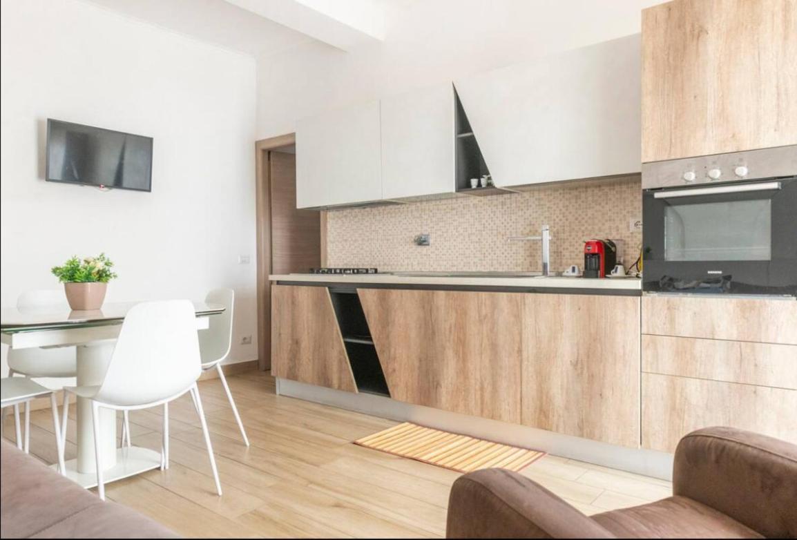 Apartament Large Garden Rzym Zewnętrze zdjęcie